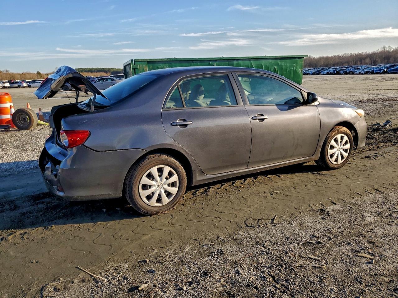 2011 TOYOTA COROLLA