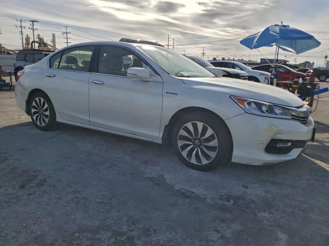 2017 HONDA ACCORD