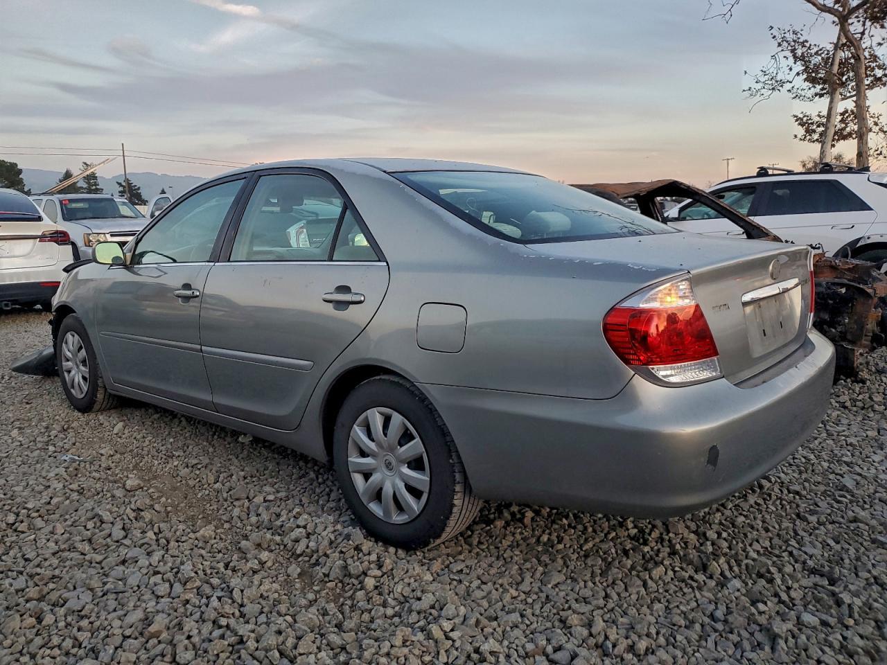 2005 TOYOTA CAMRY