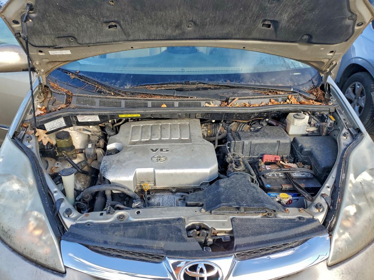 2008 TOYOTA SIENNA