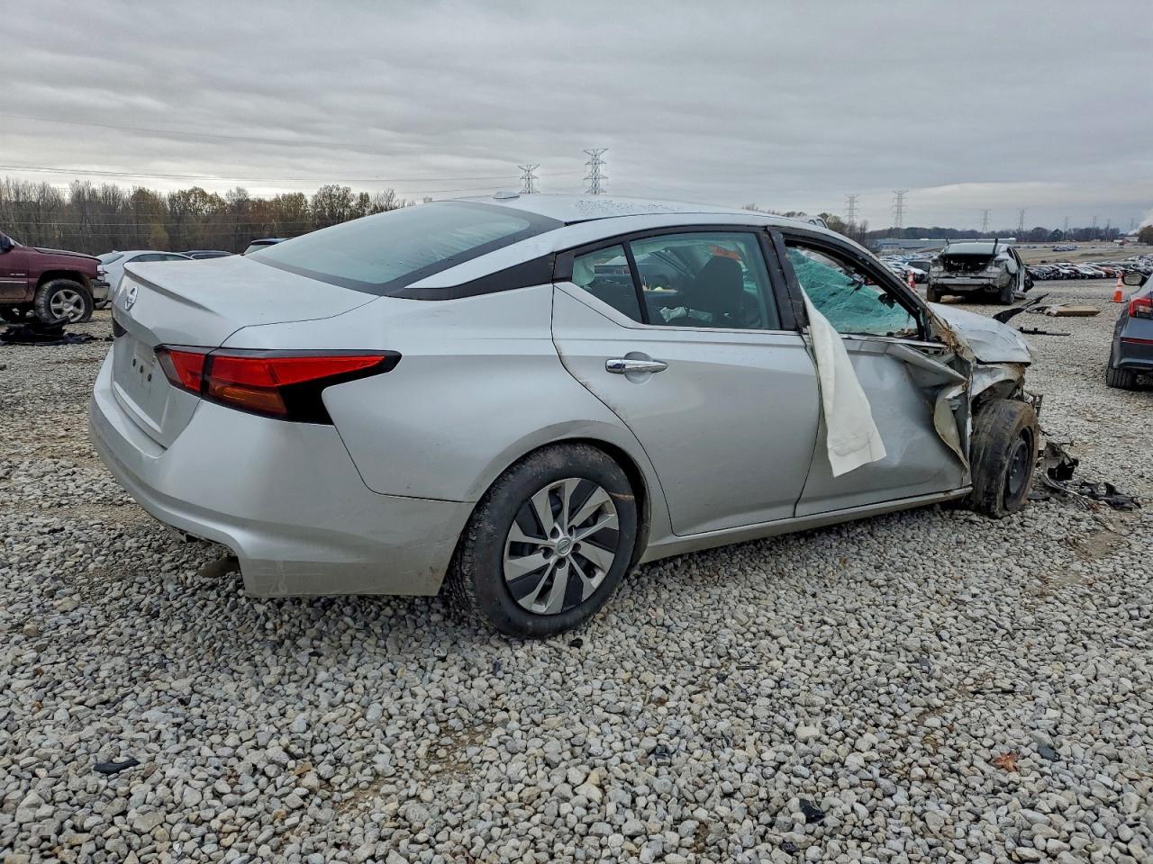 2020 NISSAN ALTIMA