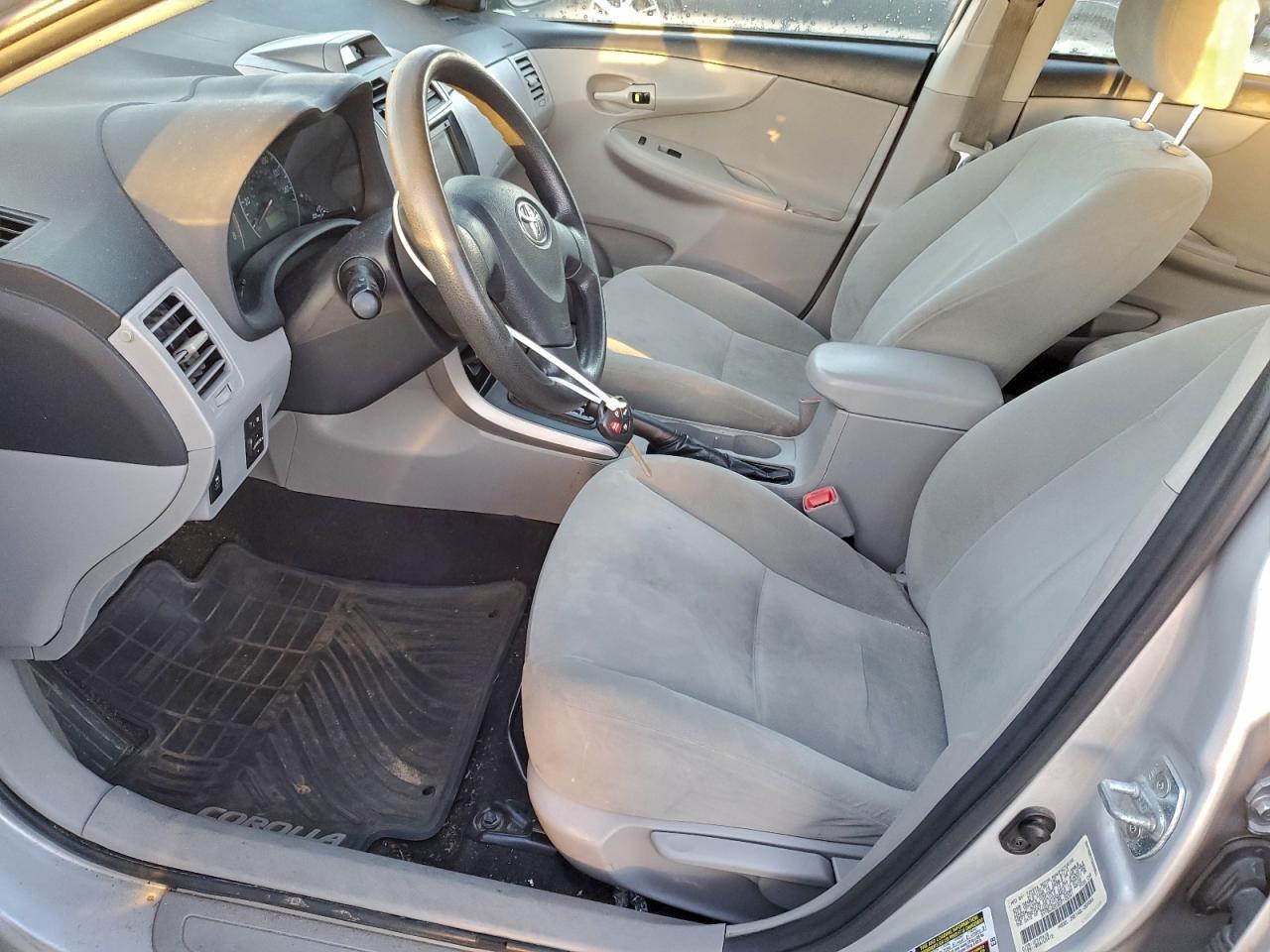 2013 TOYOTA COROLLA