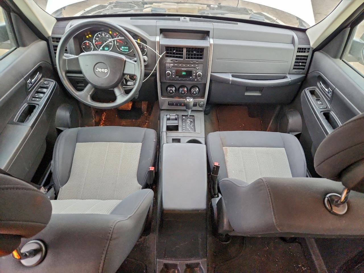 2010 JEEP Liberty