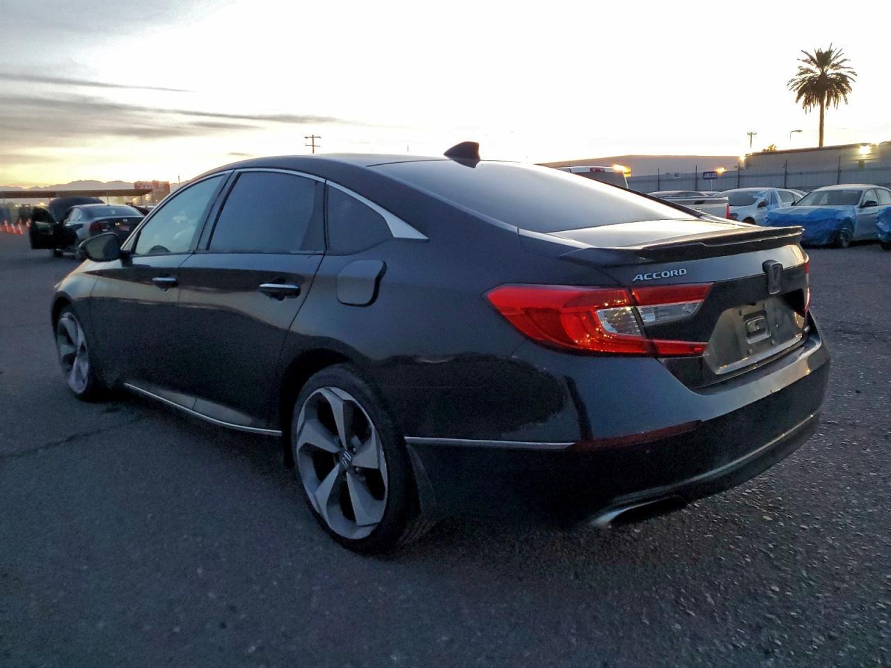 2018 HONDA ACCORD