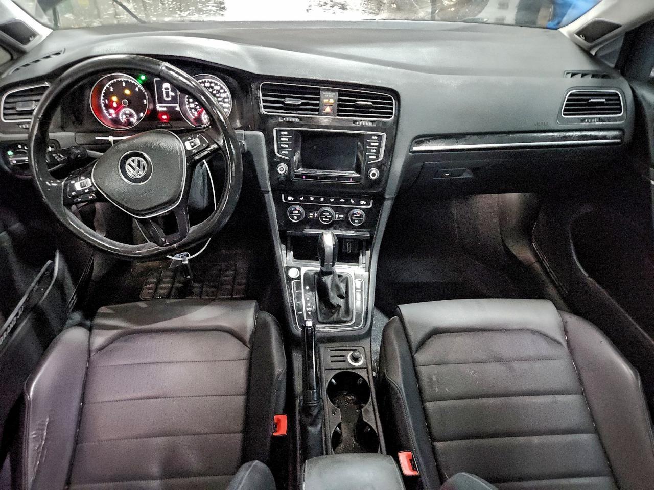 2015 VOLKSWAGEN GOLF