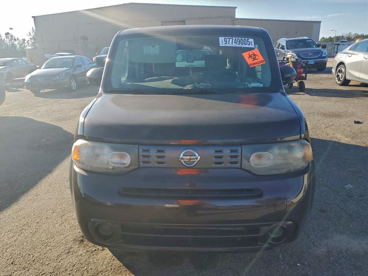 2012 NISSAN CUBE