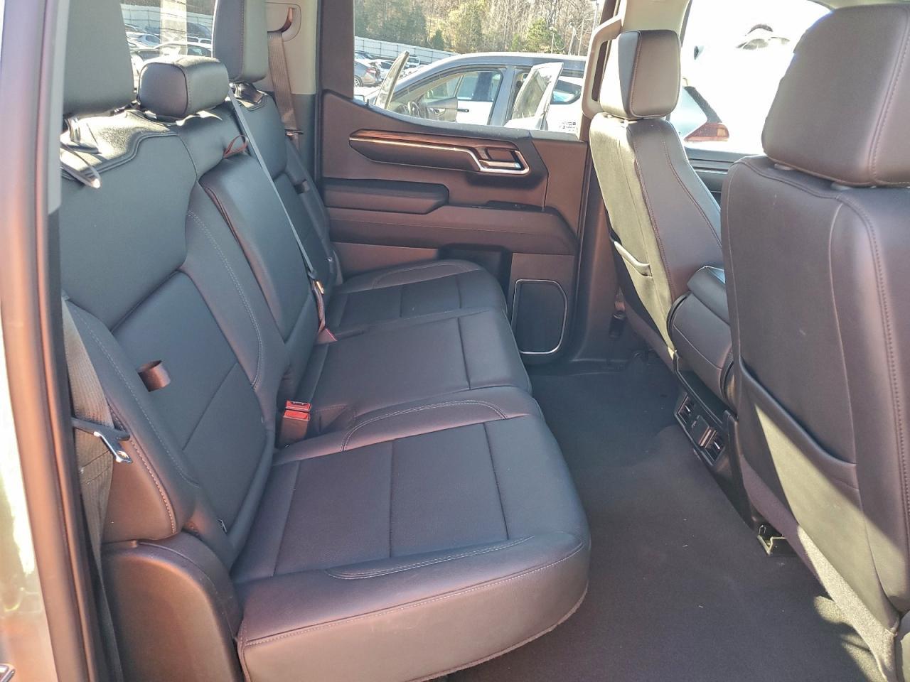 2025 GMC Sierra