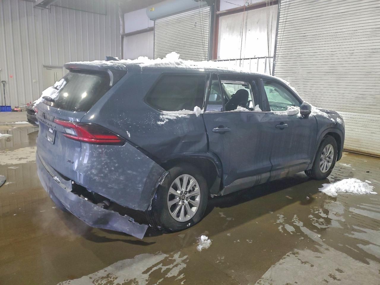 2026 TOYOTA HIGHLANDER