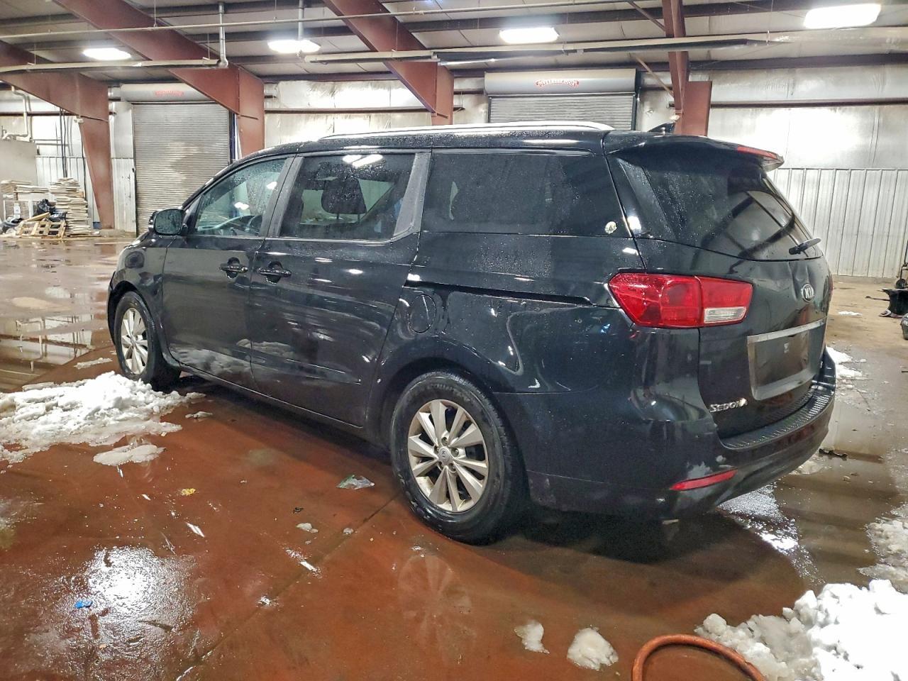 2016 KIA SEDONA