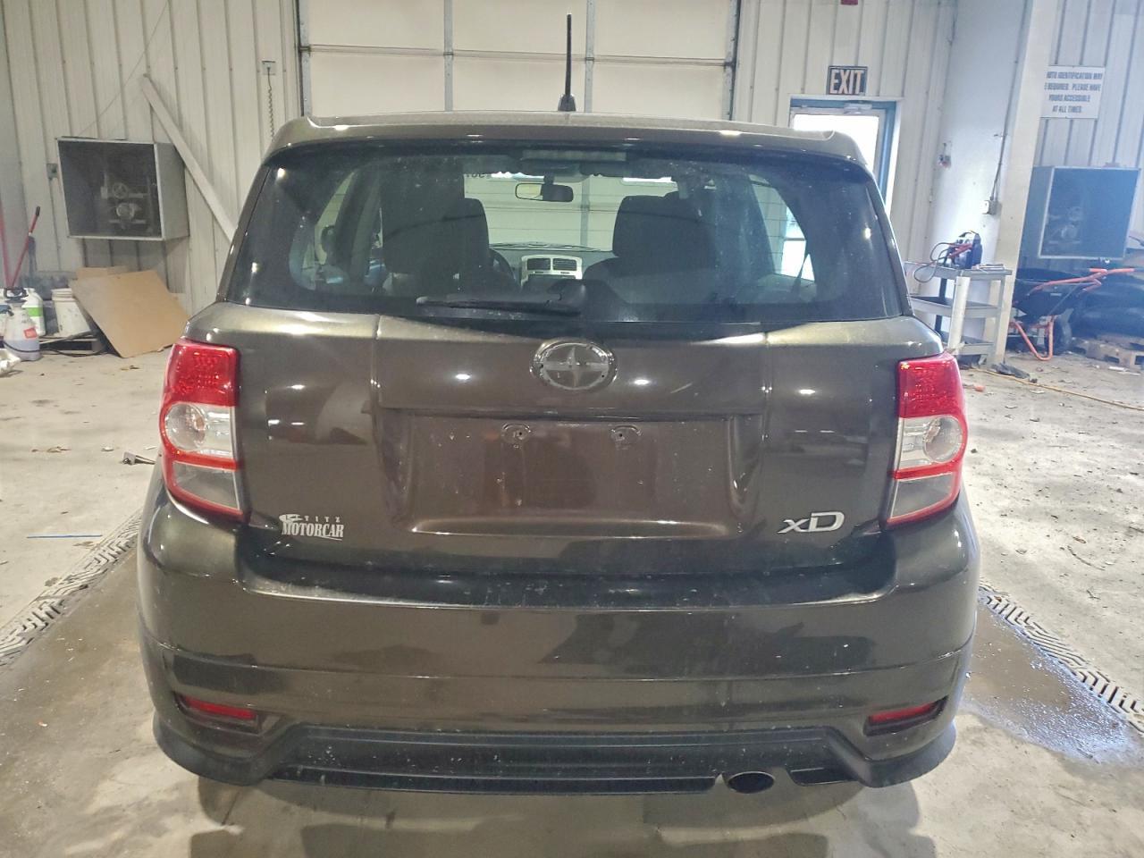 2011 TOYOTA SCION