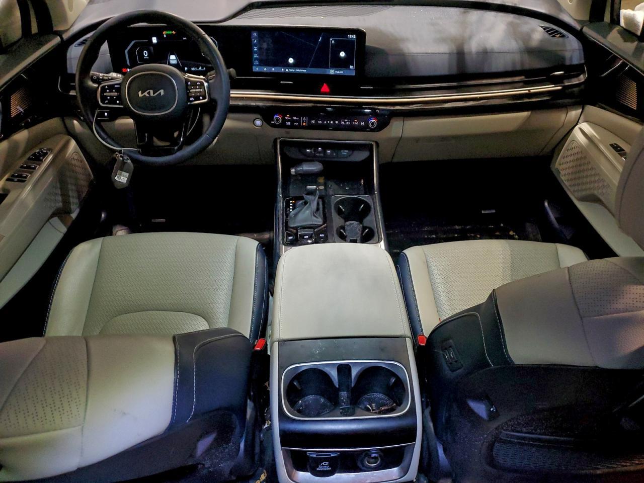 2025 KIA Carnival