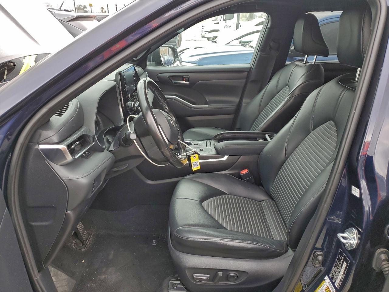 2021 TOYOTA HIGHLANDER