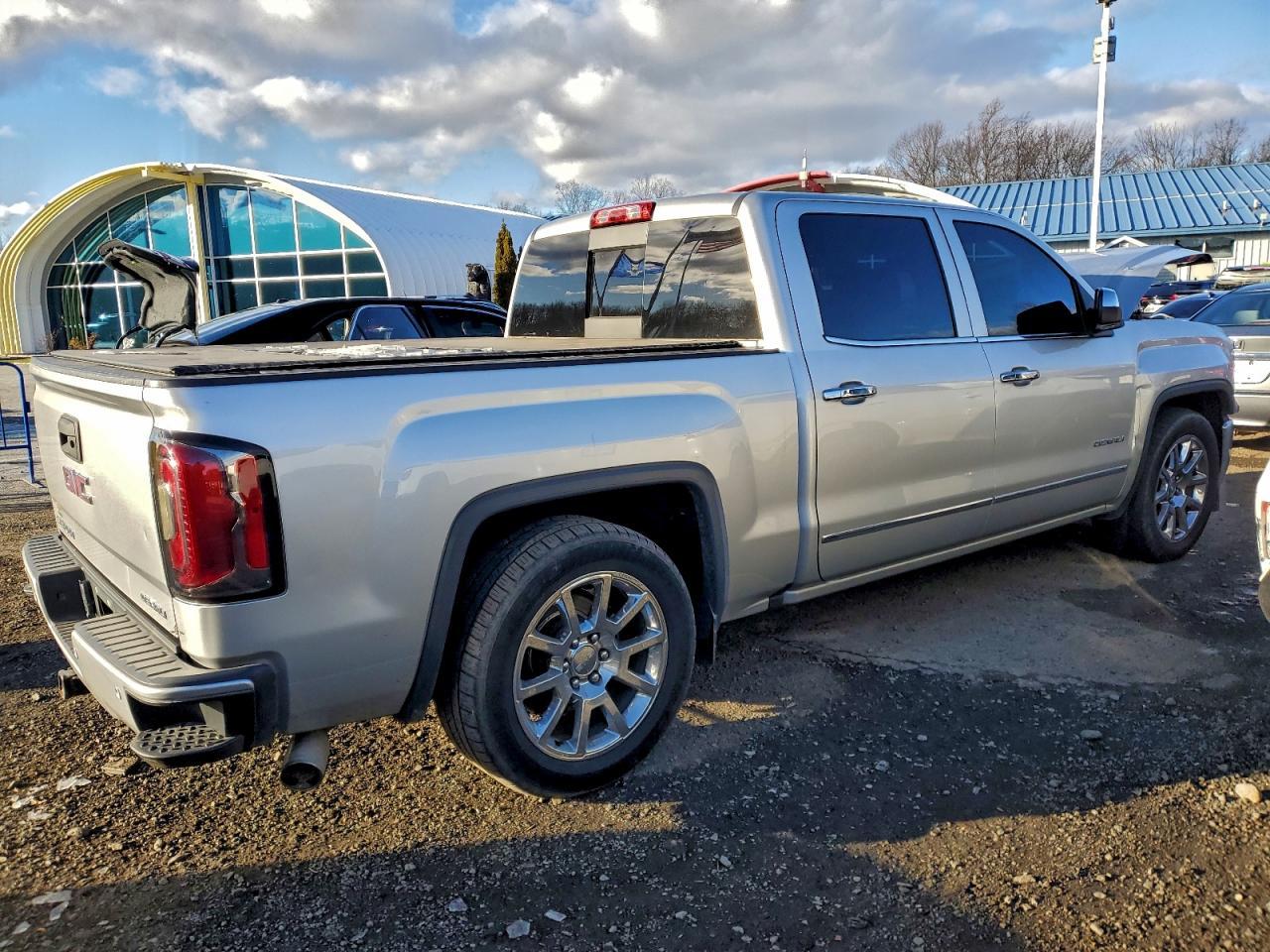 2018 GMC Sierra