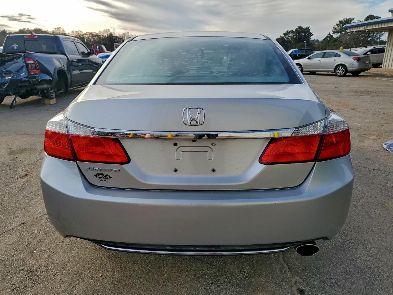 2015 HONDA ACCORD