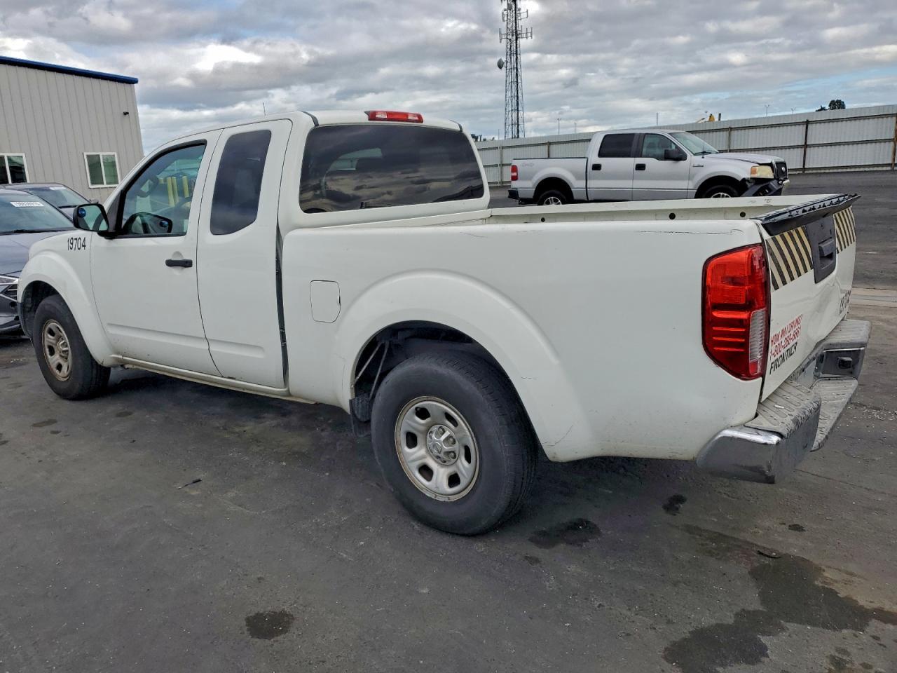 2014 NISSAN Frontier