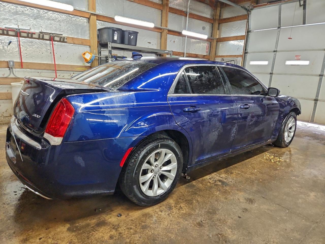 2015 CHRYSLER 300