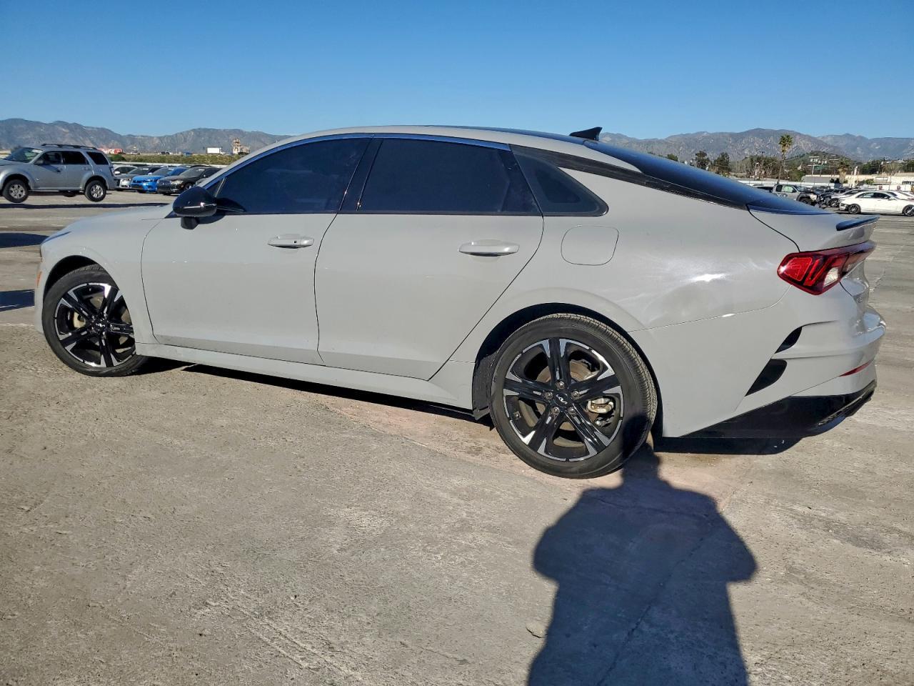 2023 KIA K5