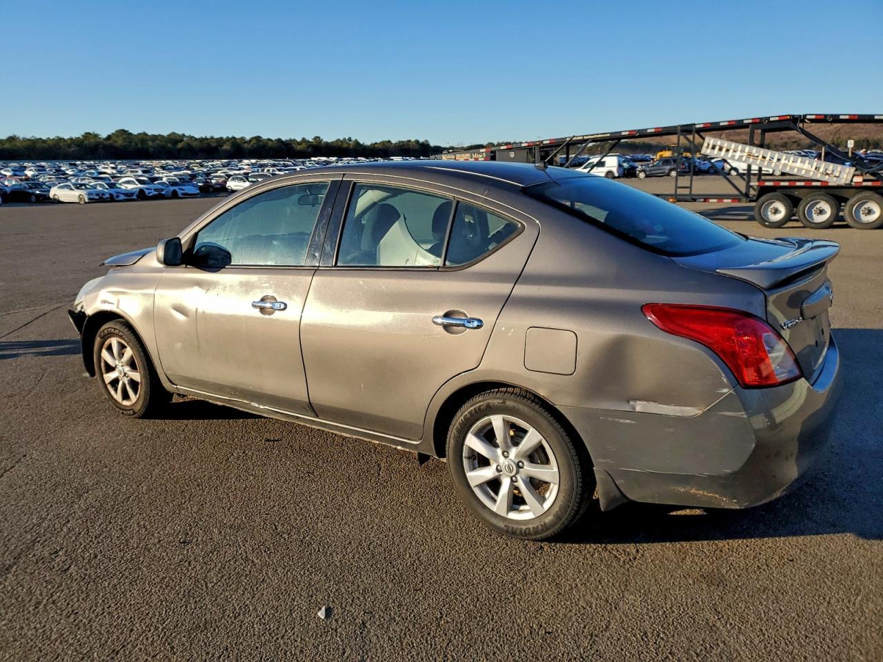 2014 NISSAN VERSA