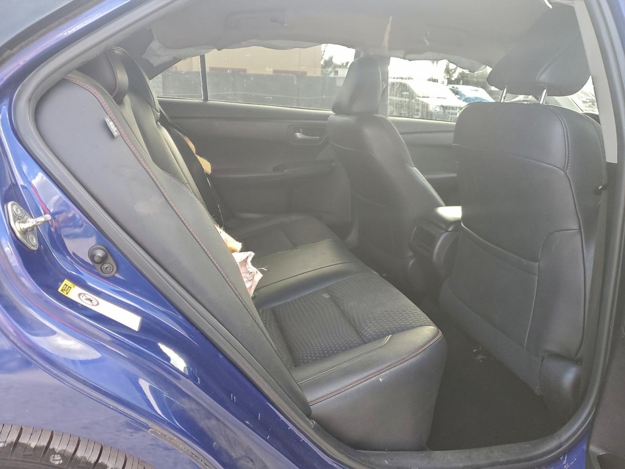 2015 TOYOTA CAMRY