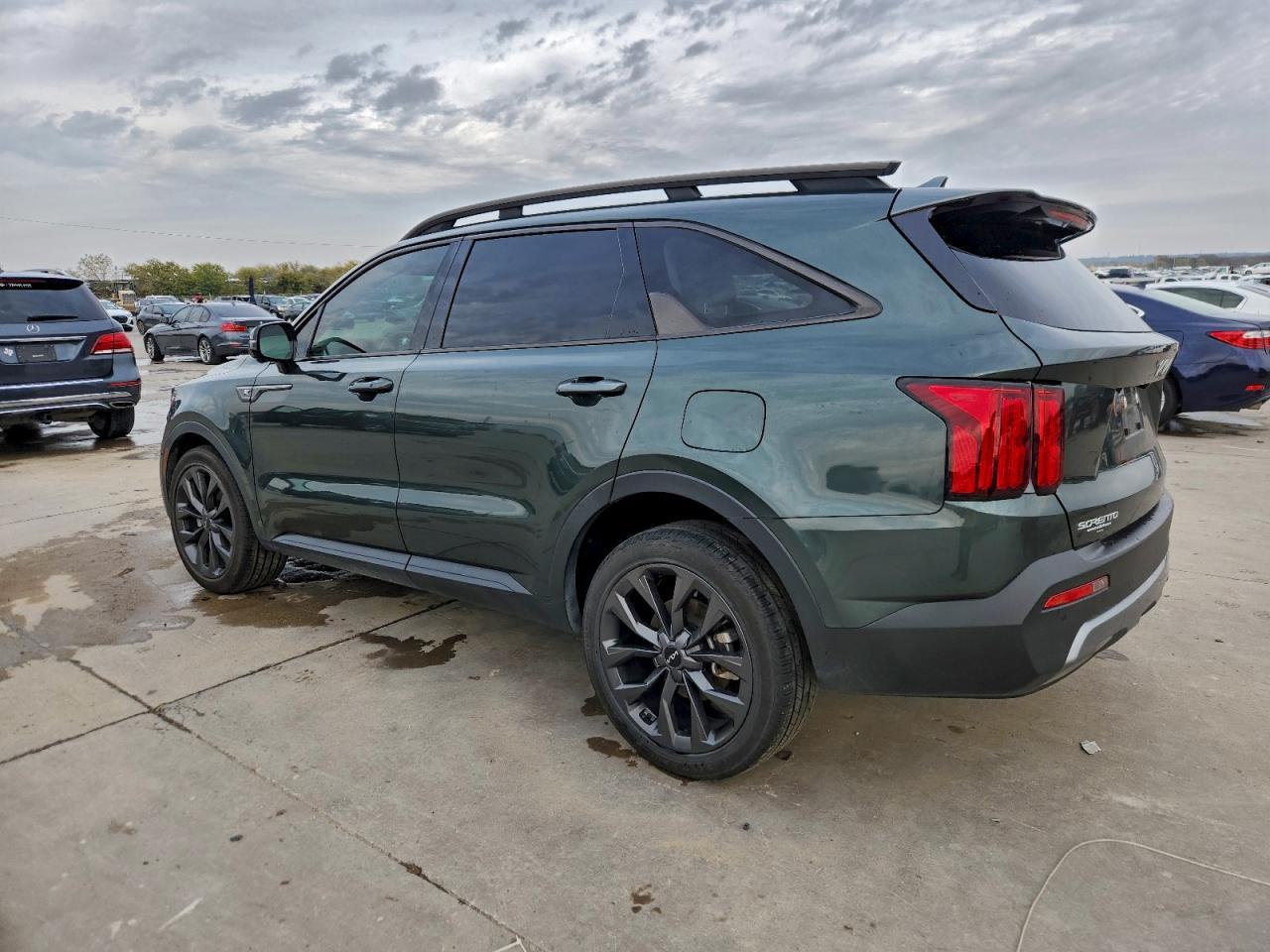 2023 KIA SORENTO