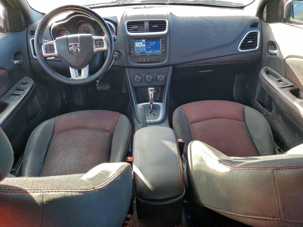 2011 DODGE Avenger