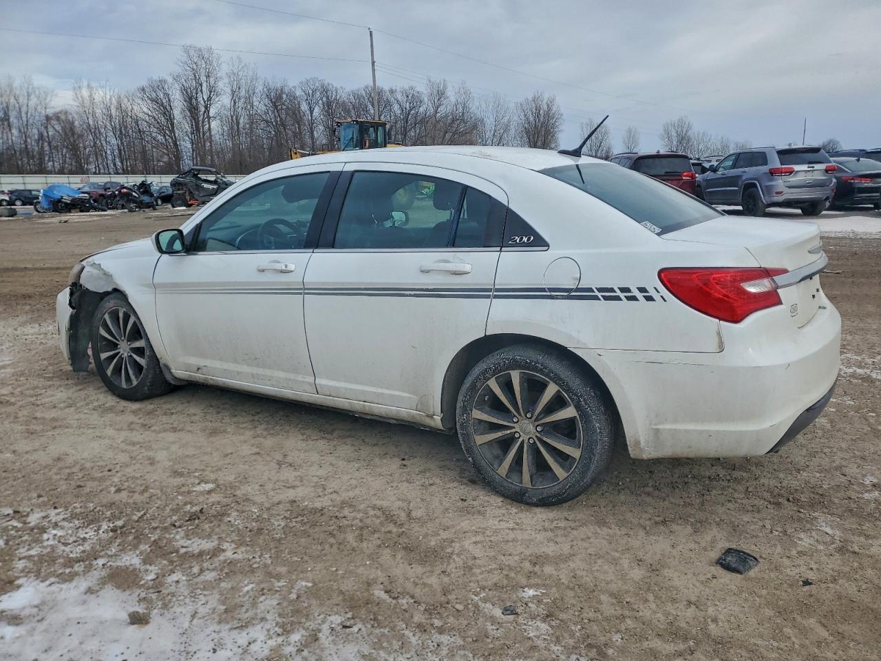 2013 CHRYSLER 200