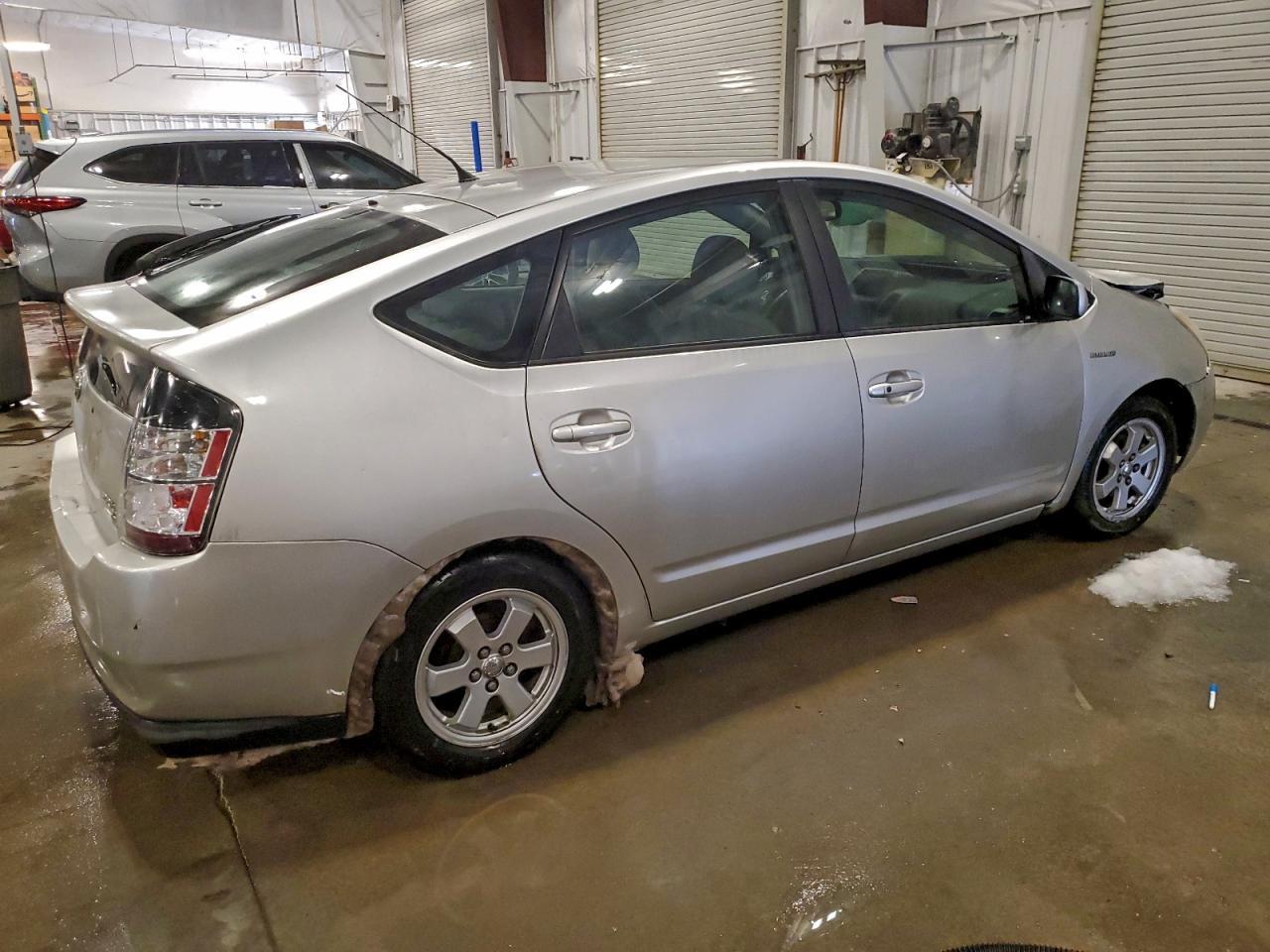 2005 TOYOTA PRIUS