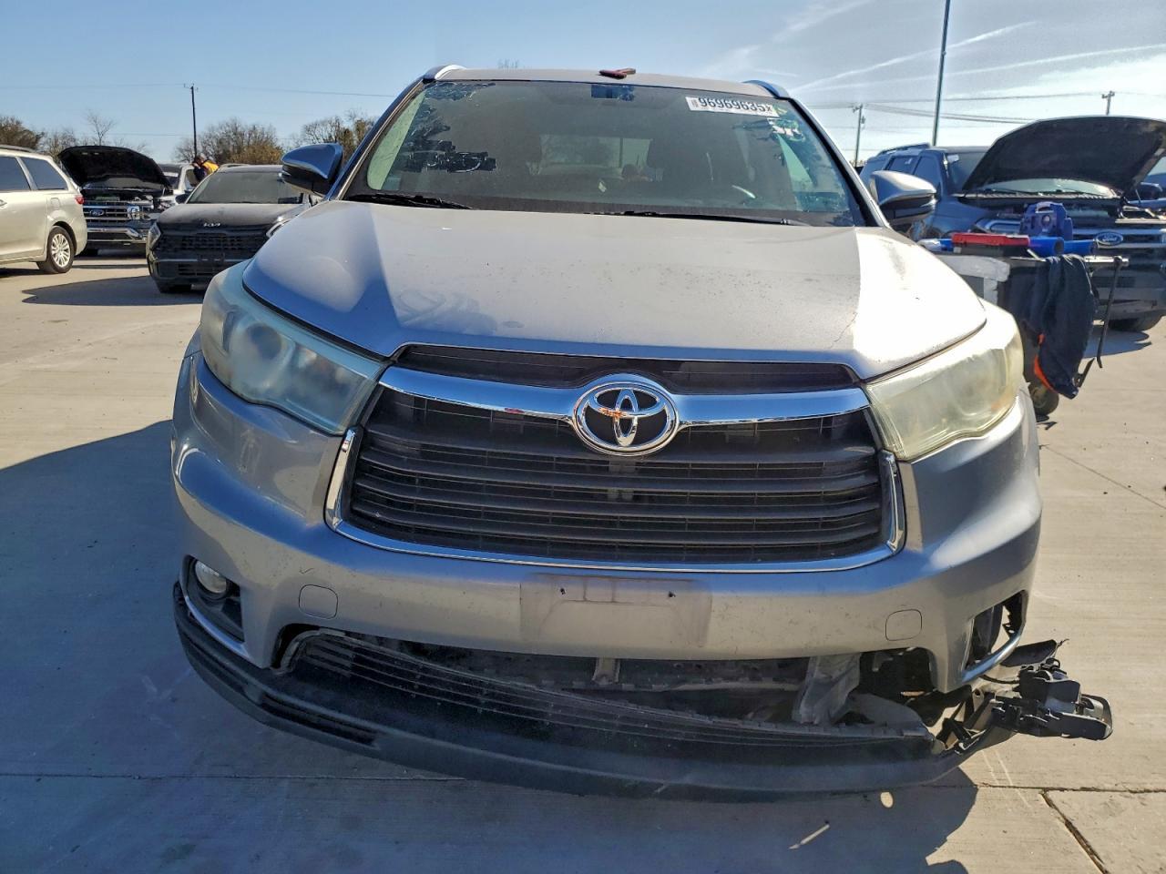 2016 TOYOTA HIGHLANDER