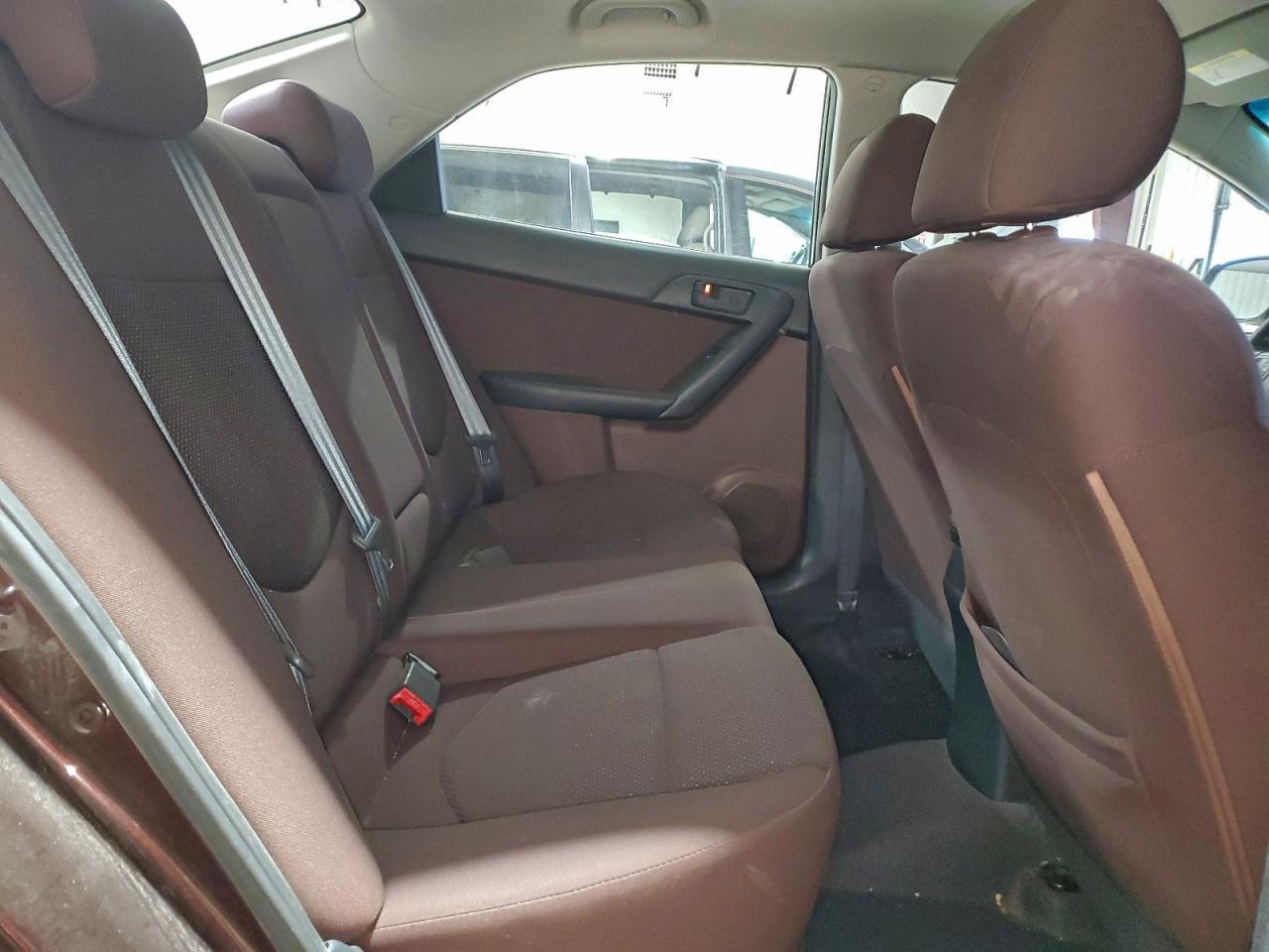 2010 KIA FORTE