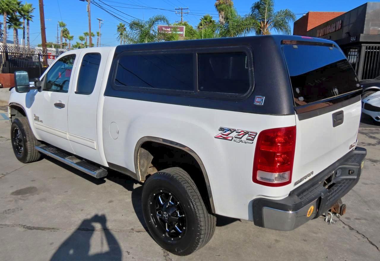 2011 GMC Sierra