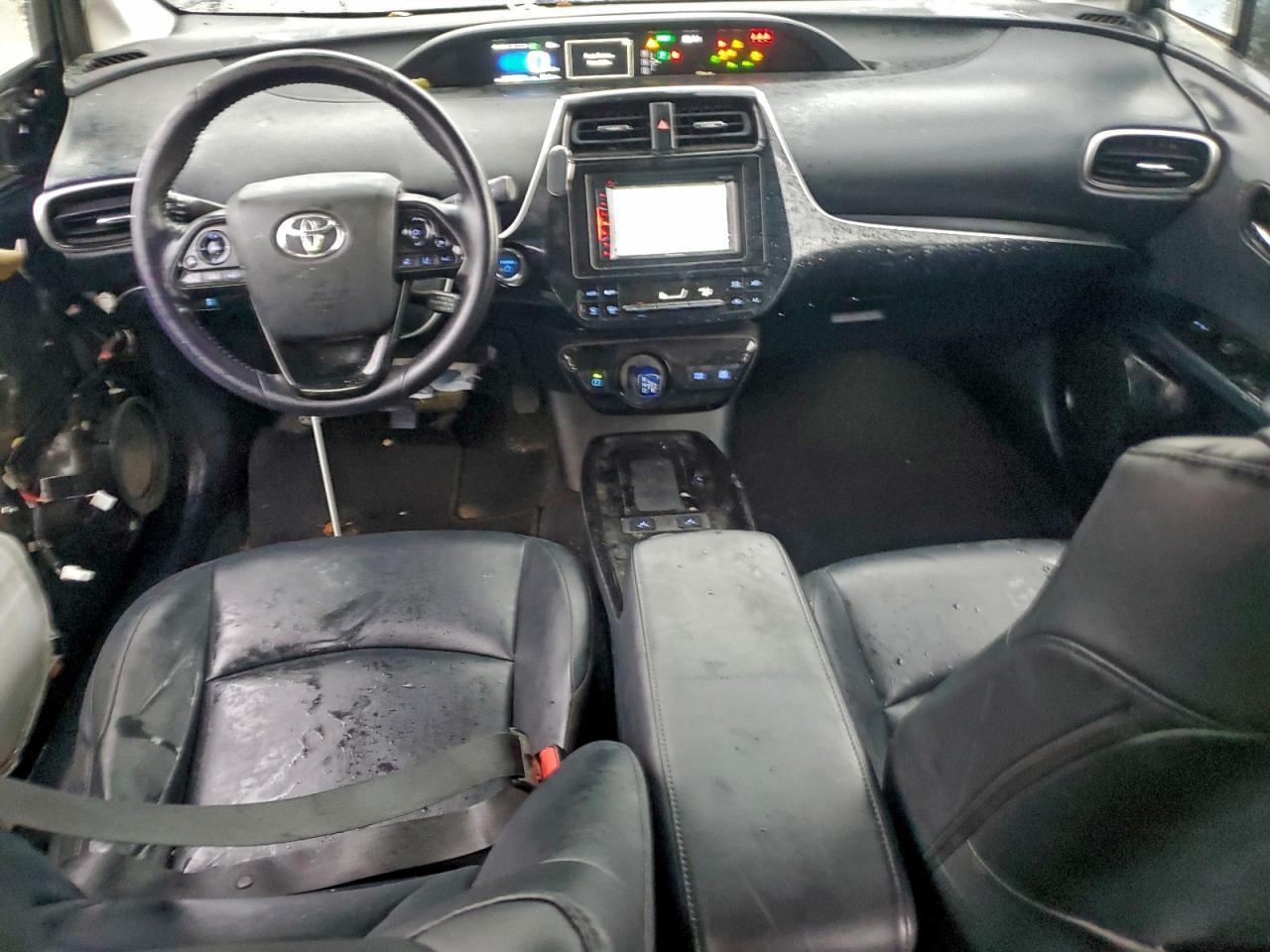 2019 TOYOTA PRIUS
