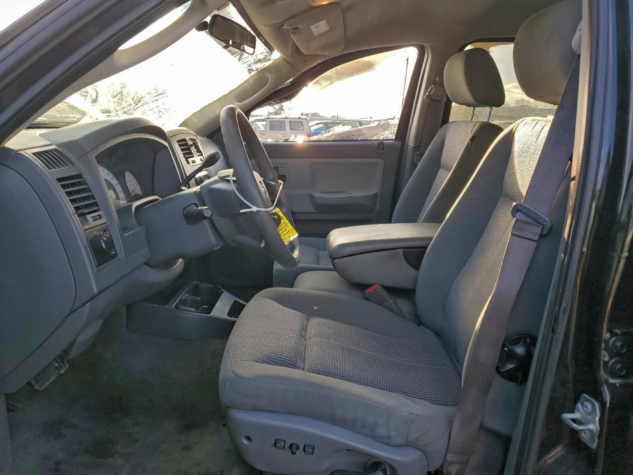 2007 DODGE Dakota