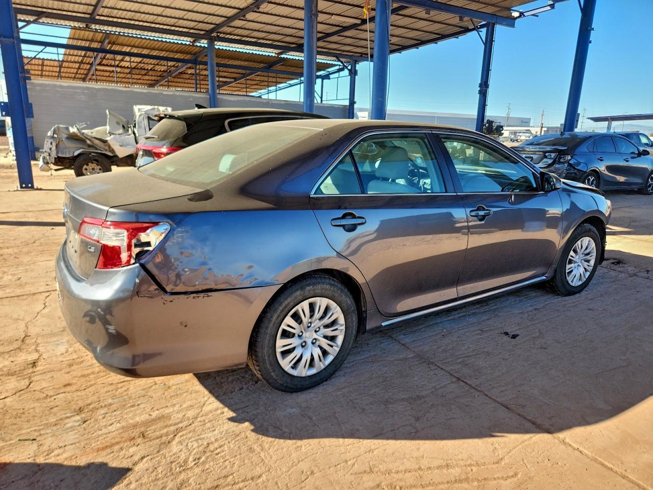 2014 TOYOTA CAMRY