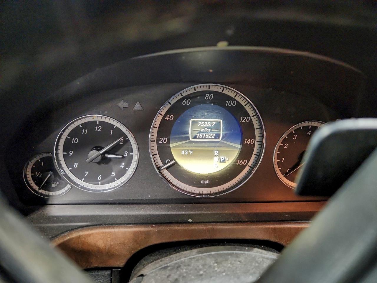 2012 MERCEDES-BENZ E-Class