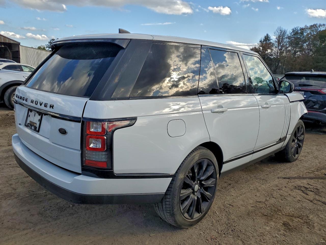 2017 LAND ROVER RANGE ROVER