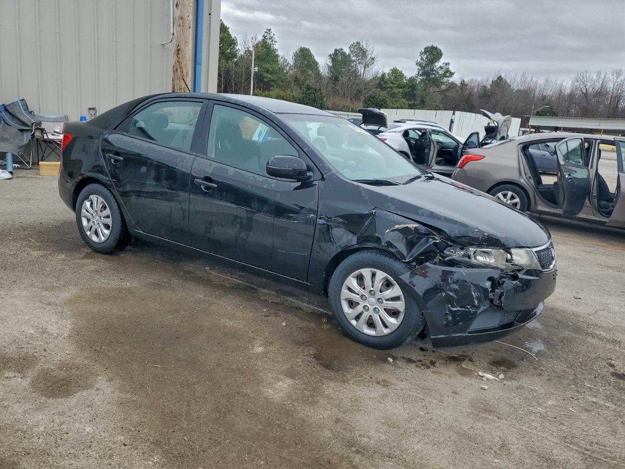 2013 KIA FORTE