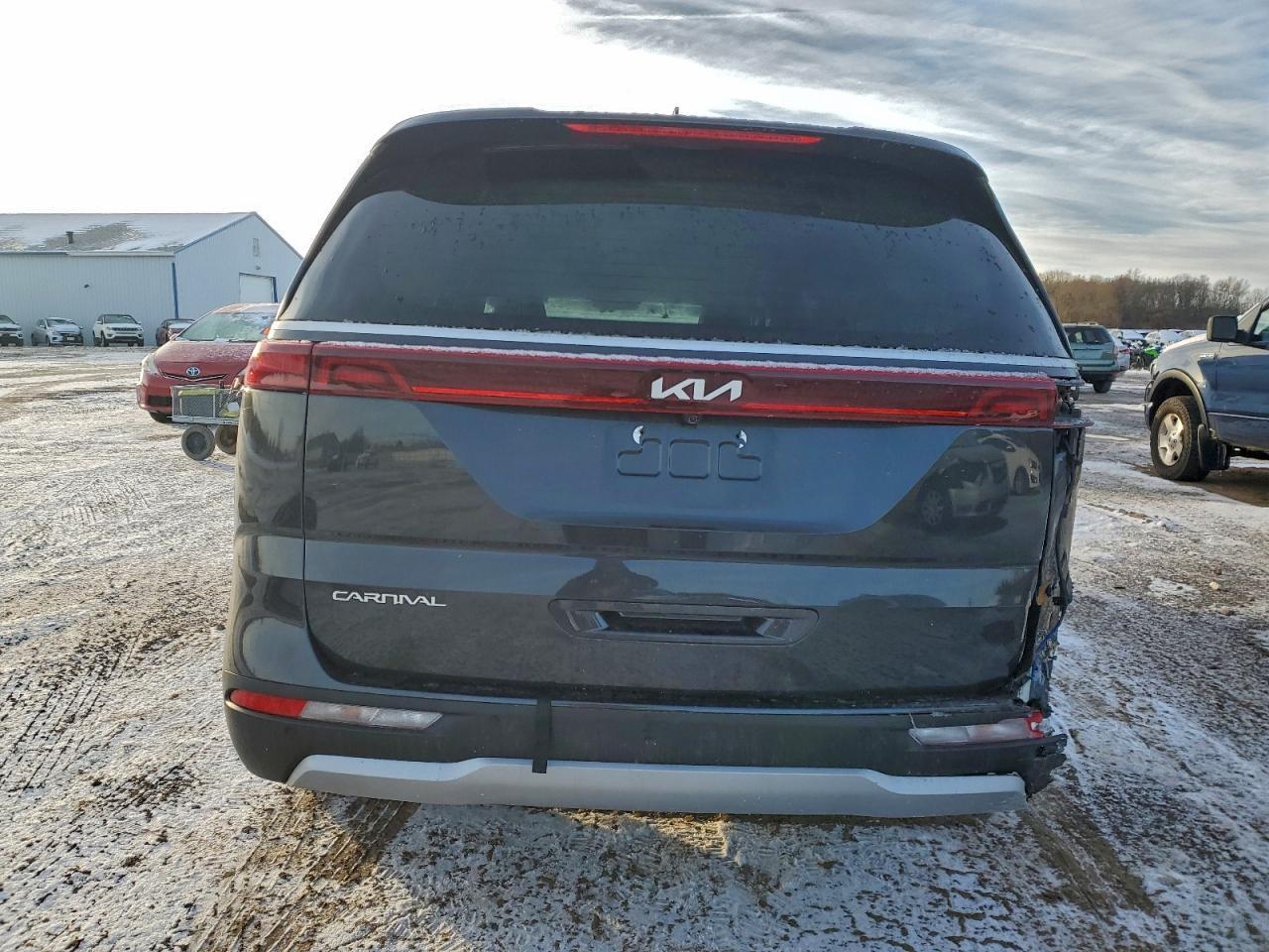 2024 KIA Carnival