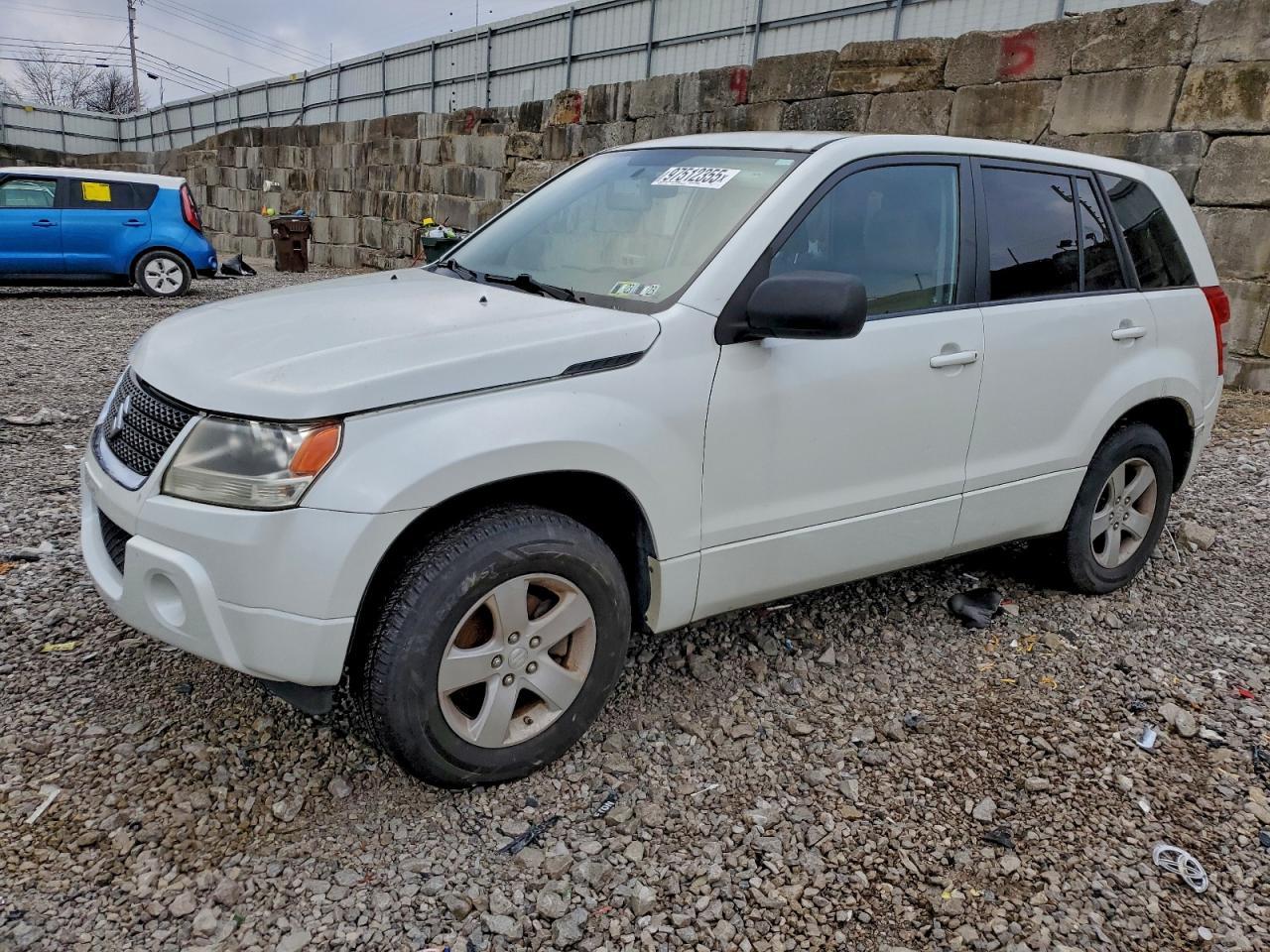 2011 SUZUKI Grand Vitara