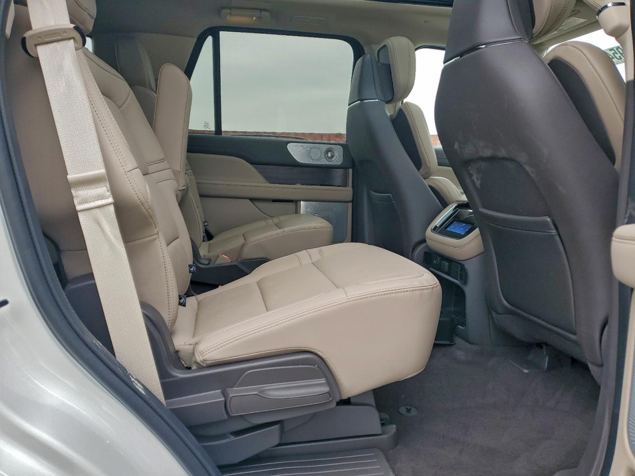 2024 LINCOLN Navigator