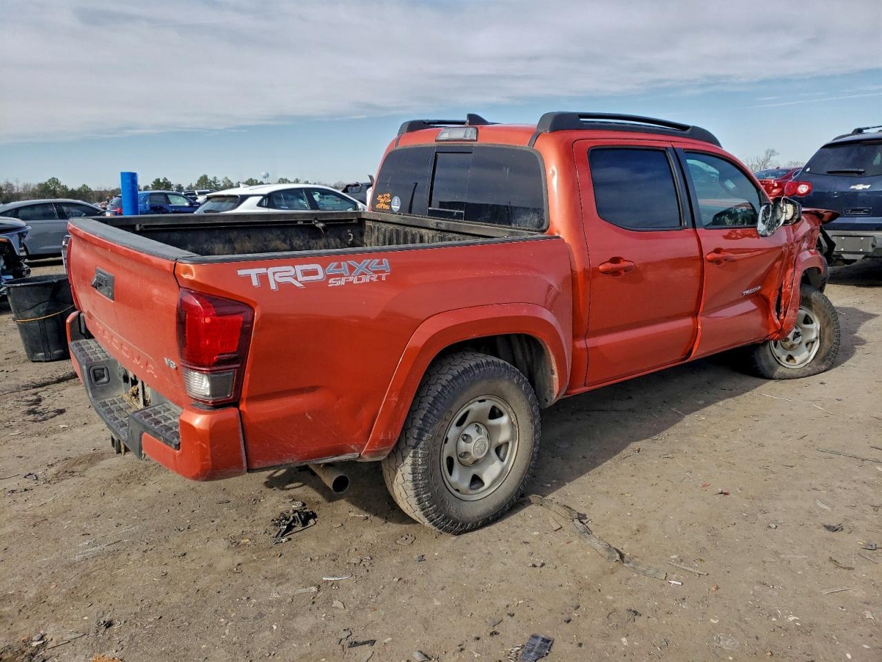 2017 TOYOTA TACOMA