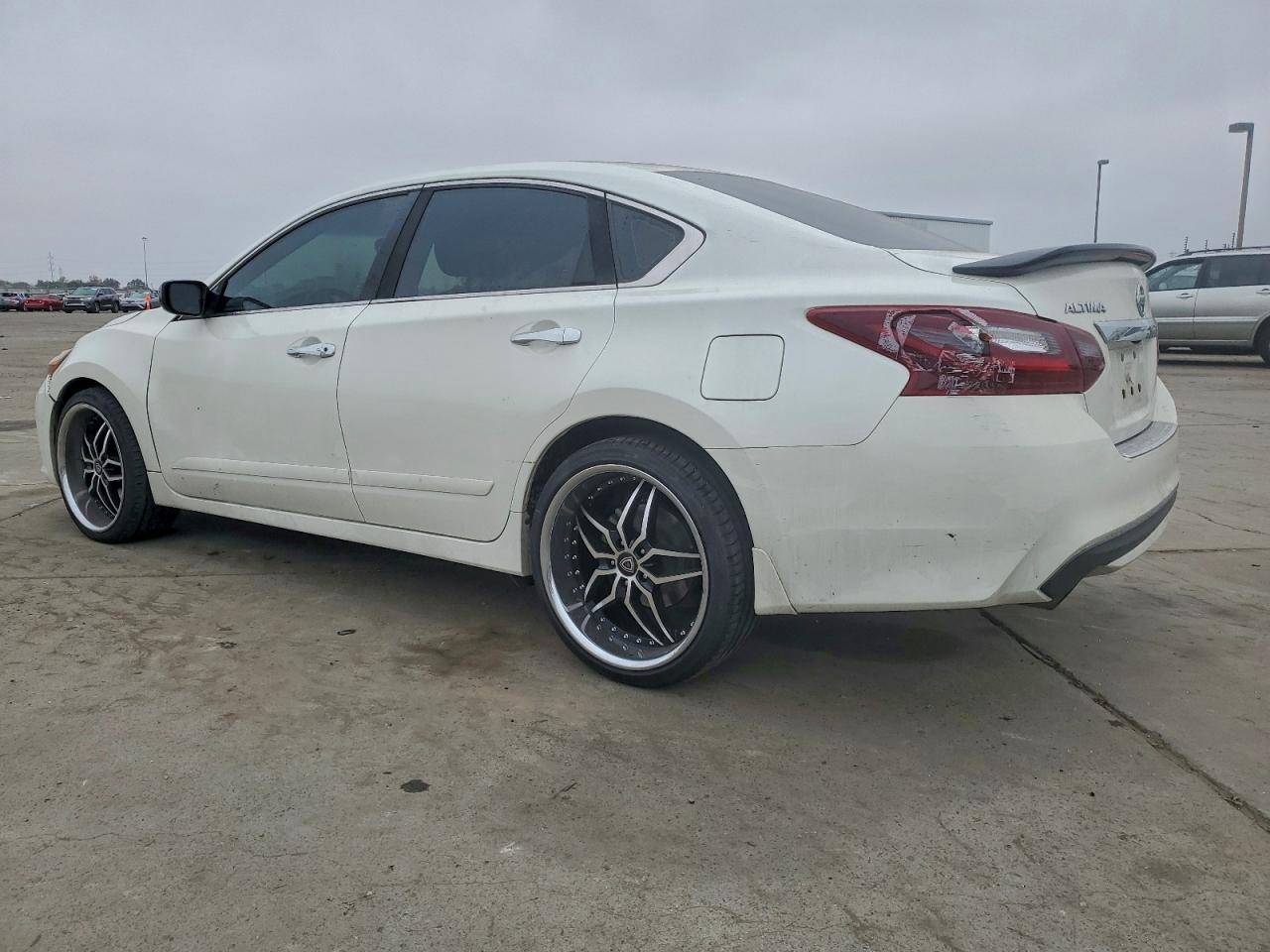 2017 NISSAN ALTIMA