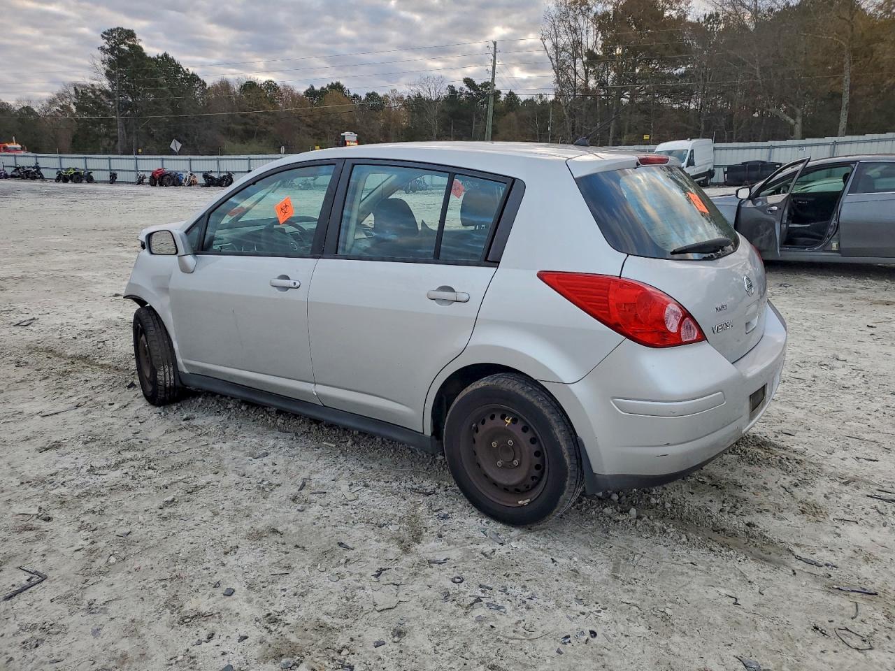 2009 NISSAN VERSA