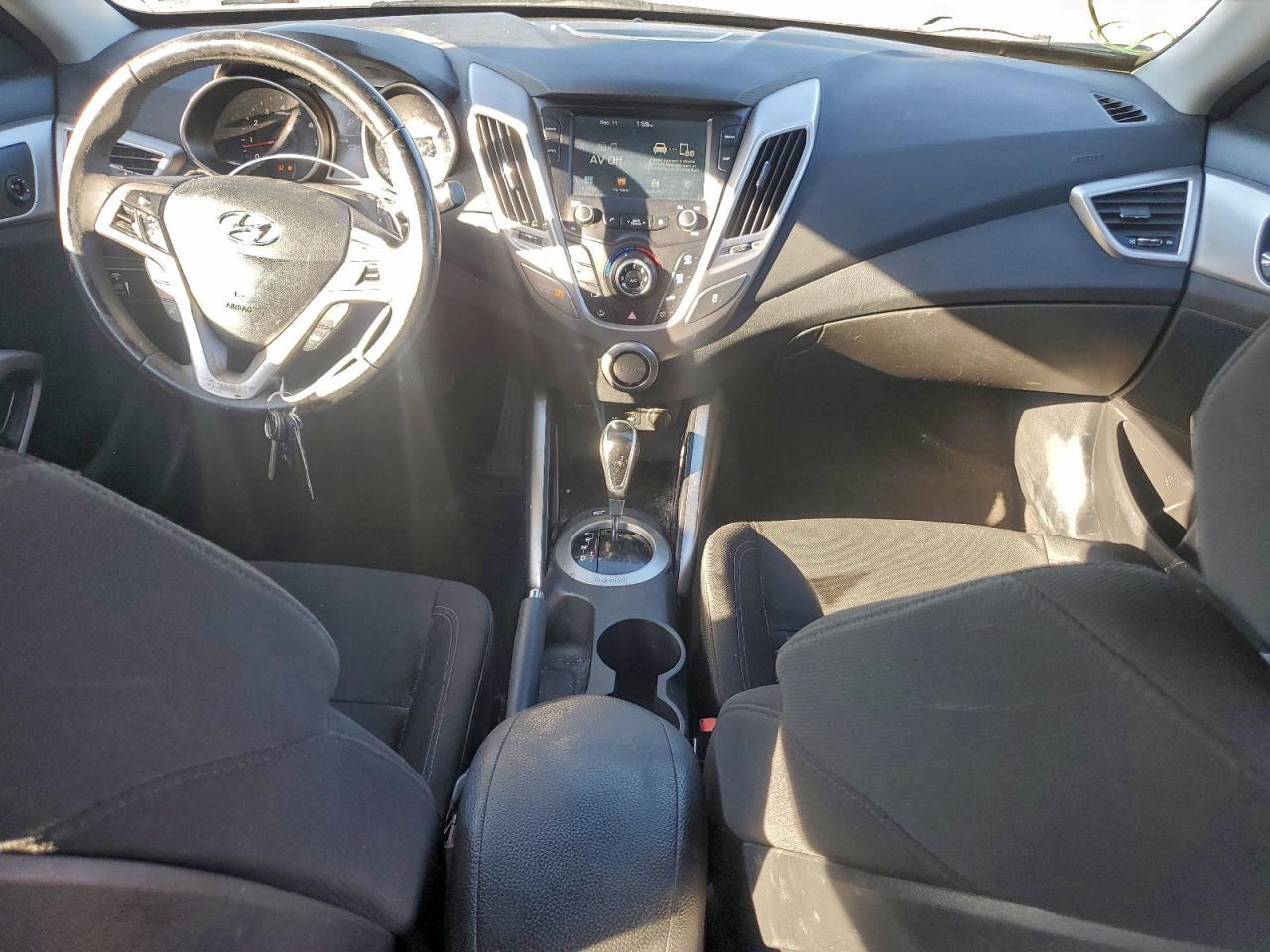 2017 HYUNDAI VELOSTER