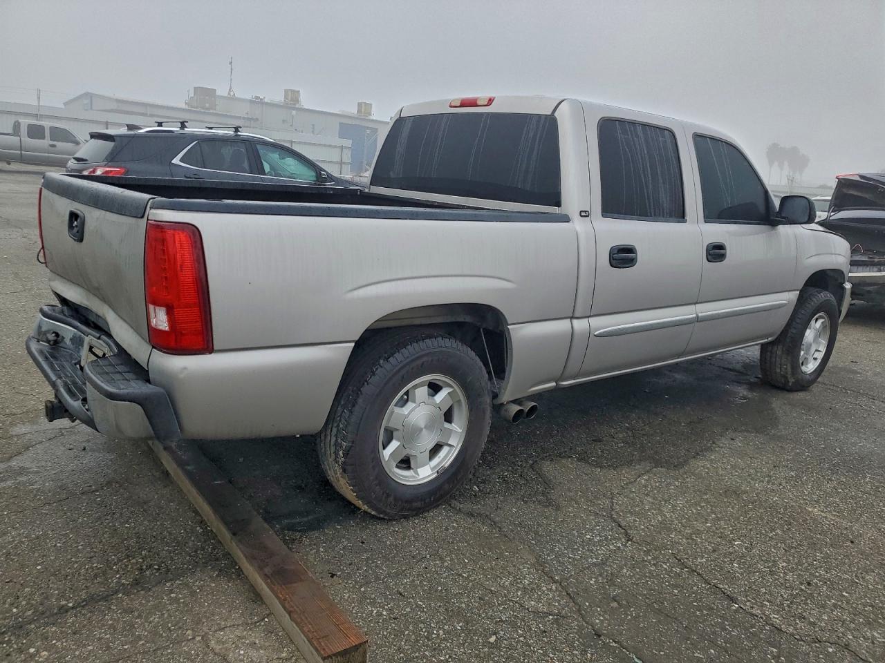 2005 GMC Sierra