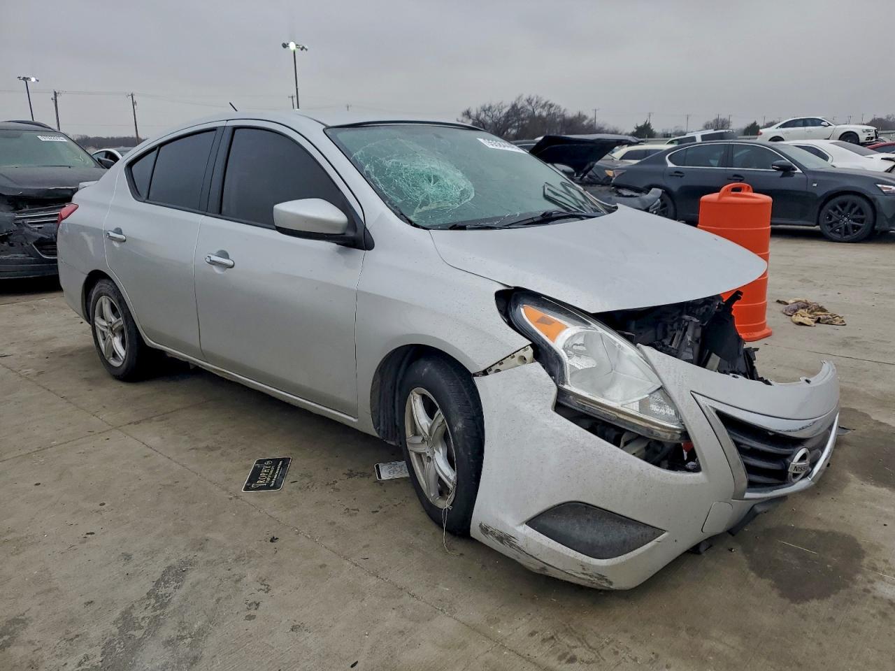 2018 NISSAN VERSA