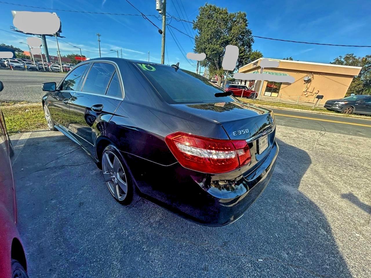 2010 MERCEDES-BENZ E-Class