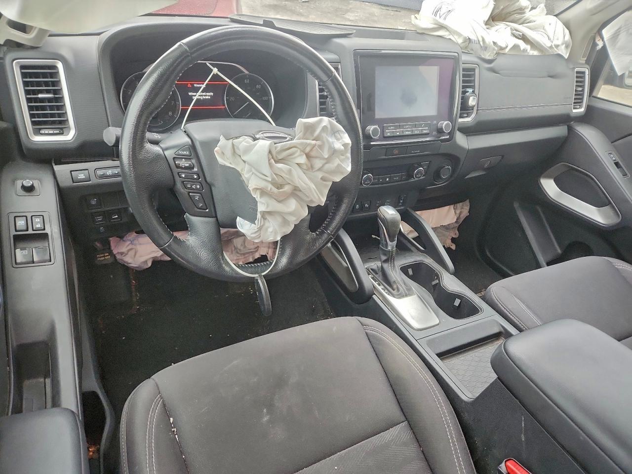2022 NISSAN Frontier