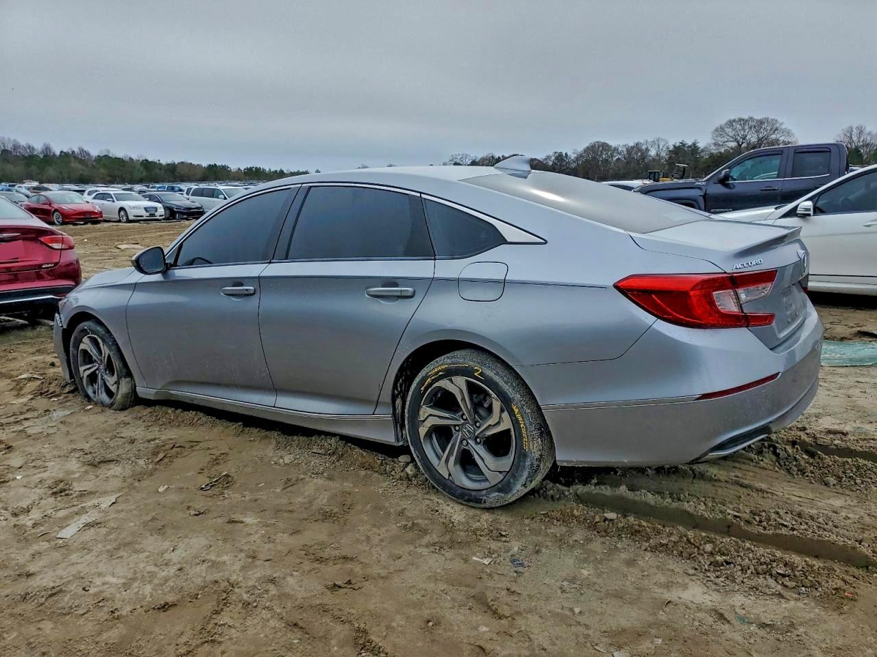 2018 HONDA ACCORD