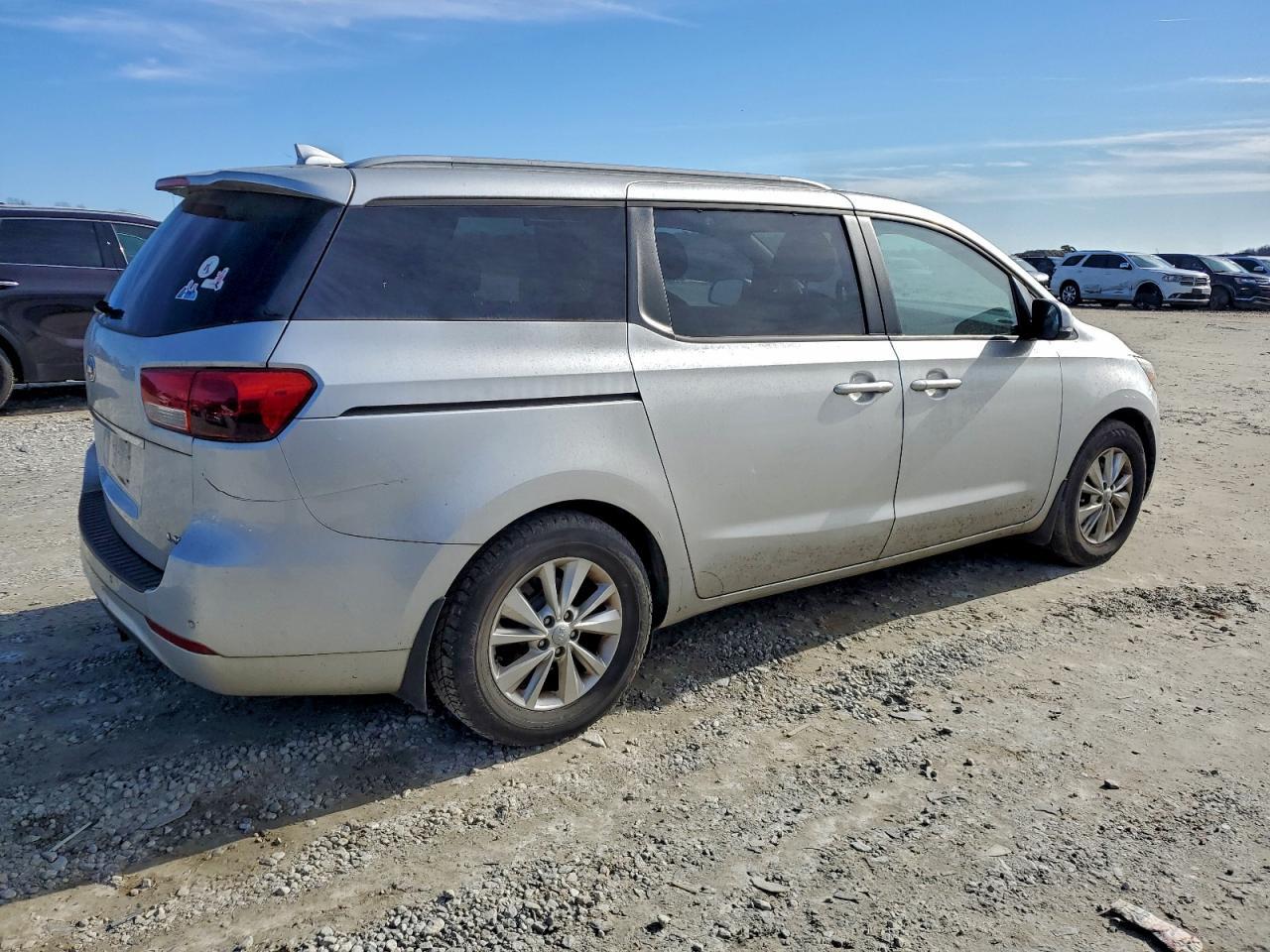 2015 KIA SEDONA