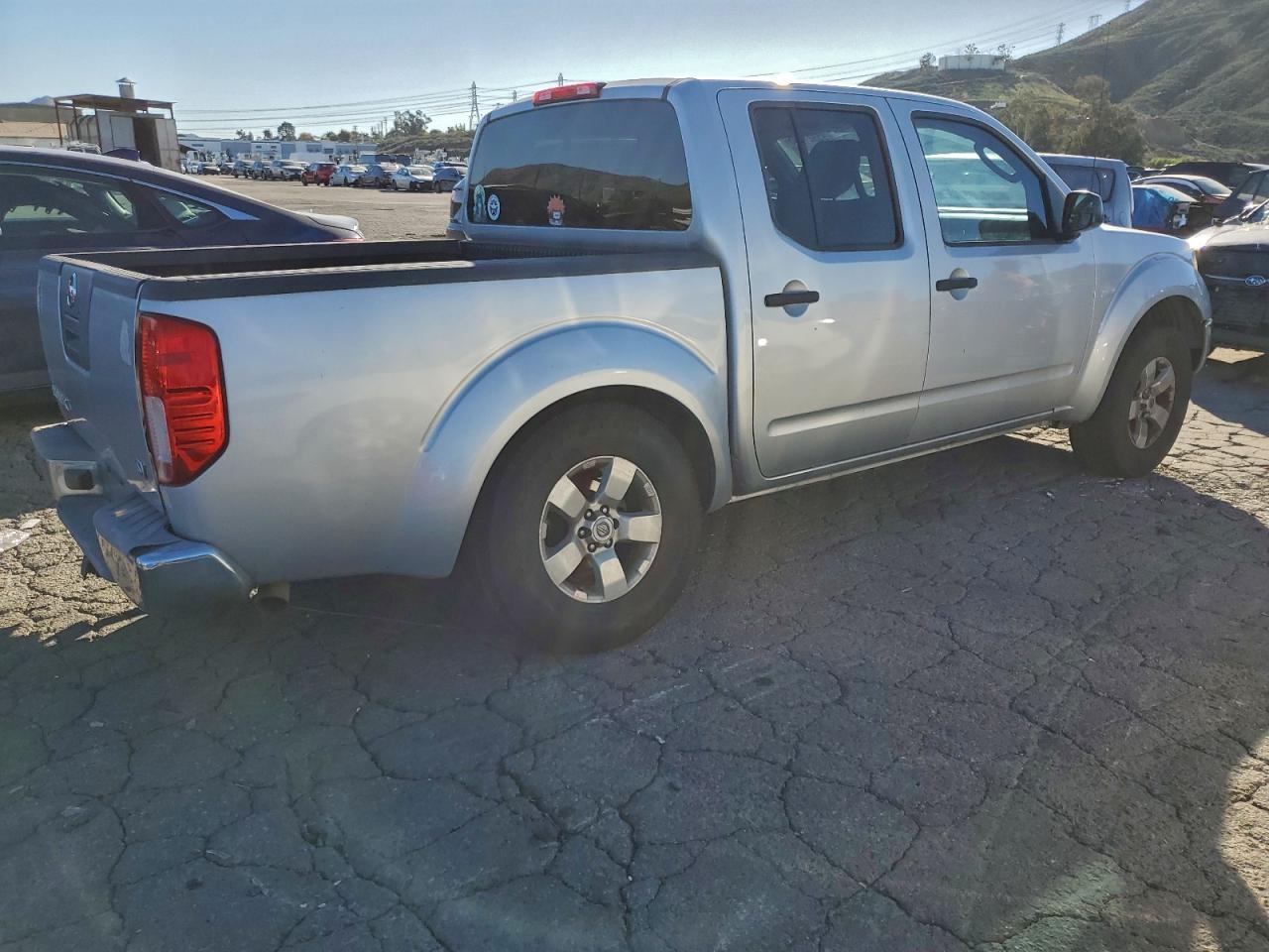 2011 NISSAN Frontier